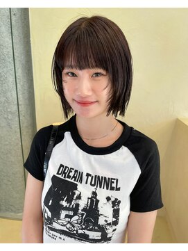 スニュウ(snuw) 【snuw mina】レイヤーカット/顔まわりカット/透明感カラー/伏見