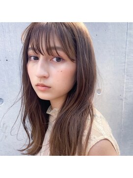 ギッシュ イオン小牧店(guiches) 髪質改善・大人女性のウェーブロングスタイル