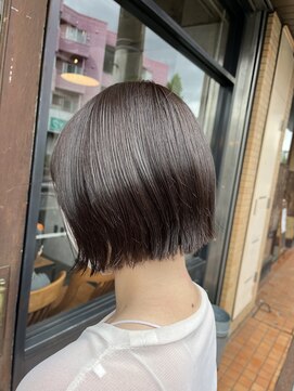 ブルー 青葉台(BLUE) ぱつっとボブ
