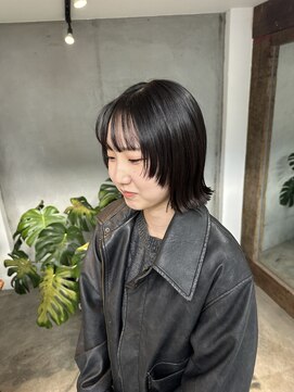 顔まわりレイヤーボブ