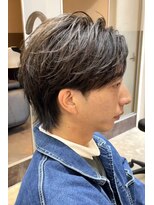 ブルニール 中崎町(BLEUNIR)&nbsp;フェザーショートウルフ　フェザーパーマ　メンズ　ツーブロック