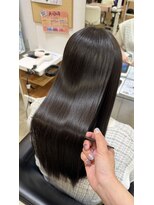 ウラン 元町店(Urun)&nbsp;髪質改善ストレート【髪質改善トリートメント/縮毛矯正】
