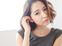 『大人可愛い』が得意なアメリ。お客様の『キレイ・なりたい』のお手伝いを…。