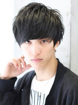 マイロ(mailo) 黒髪×好印象ラウンドマッシュ×1分スタイリング×束感ショート