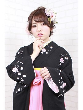 アヴァン(avant) ☆avant-アヴァン☆　卒業式ヘア　編み込みアレンジ