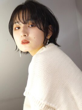 アトリエ フェム(atelier.fem) 柔らかくマニッシュなショートスタイル