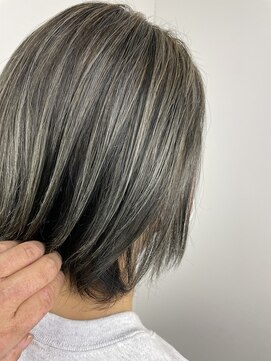 ル ジャルダン ヘアー プロデュース(Le.jardin hair produce) コントラストハイライト