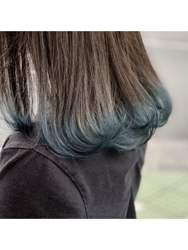 カーム(calm) エメラルドグリーンのラインカラー