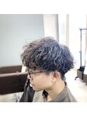 波巻きパーマ×ツーブロマッシュ
