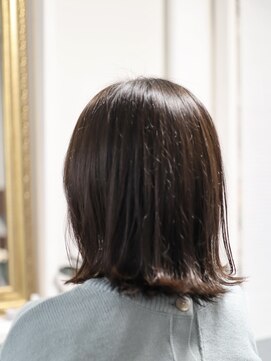 エマ(Emma) 黒髪外ハネボブ