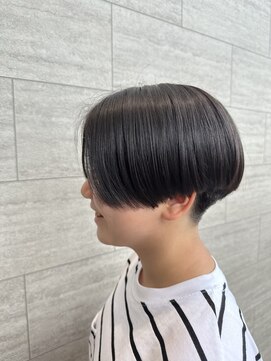 ルムーン ナガクテ(roomoon NAGAKUTE) 刈り上げ女子☆