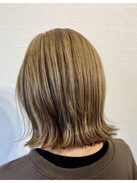 ラテ アトリエ(latte atelier) 大人可愛い/ケアブリーチ/ミルクティーベージュ