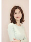 エレガントなウエーブスタイル