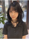 ミディアムレイヤーカット　韓国ヘア　暗髪ヘア