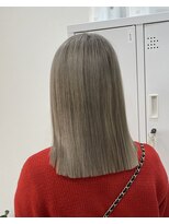 ソル(sol) 切りっぱなし×ハイトーンベージュ