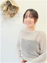 クロエ バイ ラヴィズム 新津店(CLOE by LUVISM) 小林 梨那