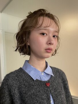 アンプラグド(unplugged) 透明感カラー　(赤み消し透明感)