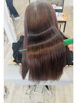 ブロス(BROS.) 絹髪縮毛矯正