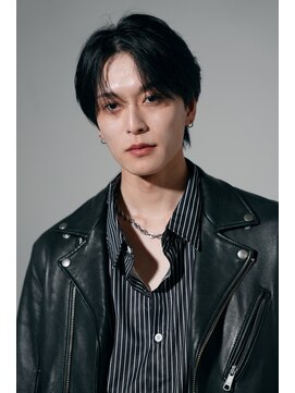 ジーナ 天神(Zina) ブルーブラック韓国マッシュ 【メンズサロンZina天神】