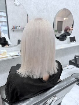 カミイロ(kamiiro) ホワイトブロンド/ダブルカラー/トリプルカラー/ケアブリーチ