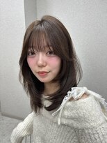 天神美容室 天神大名レイヤーカットブラウングレージュ