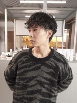 ウード(OUD) シャドウパーマ