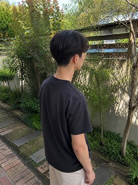 テントヘアー(tent hair) 自然な毛流れで魅せる大人のナチュラルパーマ