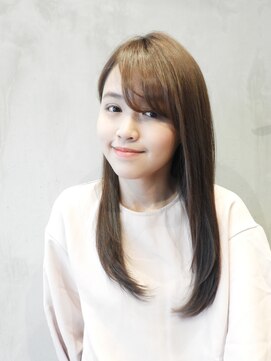 ロミ(ROMI) ☆ナチュラルストレート☆ヘルシーレイヤー