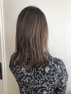 グリーン 渋谷(green) 根元ぼかしグラデーション