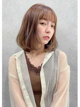 ケーツー エム 京都ラクエ(k-two emu) ふわっと内巻きヘア_細い抜け感ハイライト__四条烏丸御池