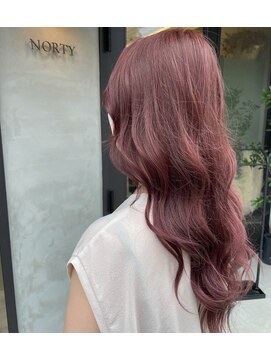ノーティー(NORTY) ~  pink hair  ~