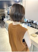 パツっと感がかわいい切りっぱなしボブ