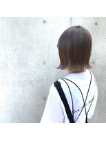 外はね＊シルバーアッシュ＊垢抜けヘア【ZinaCENTRAL】