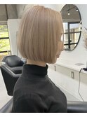 ホワイトベージュ