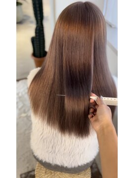 ココルアナ(coco luana) ピンクベージュ/ツヤ/韓国/前髪カット/髪質改善/学割