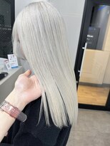 リグ 横浜(Lig.)&nbsp;ホワイトグレージュ/ブリーチ/ニュアンスカラー/トリートメント