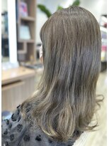 ディーボーイ 健軍店(D-BOY)&nbsp;オリーブベージュ/ベージュ/イルミナ/巻き髪