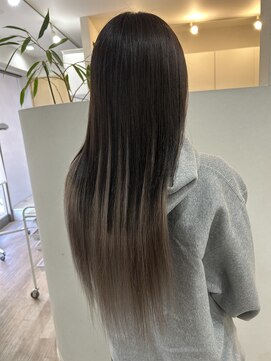グランディールヘアデザイン(grandir hairdesign) シルバーグラデーション！-Yurika-