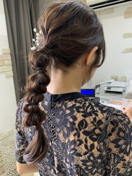 ヘアールーム ギフト(Hair Room Gift) 編みおろし