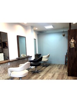 JET CUBE 活泡泉導入しました！普段のシャンプーでは取れない頭皮の皮脂汚れなどをスッキリ取り除きます◎