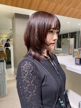 ローレンアオ(LOREN AO) ワインレッド/暖色カラー/ピンクカラー/レイヤーカット