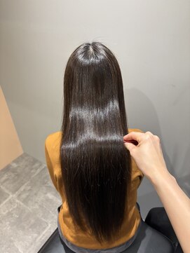 イオエ 西梅田(ioe) ブリーチなしカラー／髪質改善/ミルクティーベージュ/顔へア