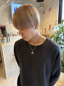 ナイト(KNIGHT) メンズスタイル/マッシュ/ブロンド