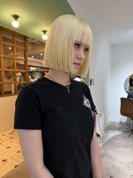 スリー(three) blonde×bob