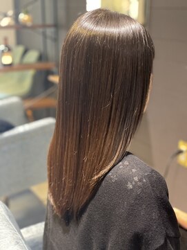 ミーナ 菊川(mina) ツヤの生まれる髪質改善縮毛矯正☆中橋