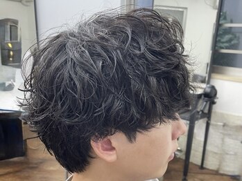 メルシー トータル ブランディング サロン(merci TOTAL BRANDING SALON)の写真/施術後のヘアセットのやり方までしっかりお伝え◎得意なジャンルが違うstylistが丁寧に施術します◇