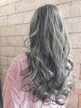 シュシュ(chou＊chou) 外国人風　バレイヤージュ