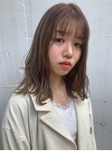 ナチュラルベージュ