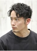 ツーブロックアップバングセンターパートスパイラルパーマ