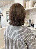 福山市美容室Caary人気 ミディアムウルフ・マットグレージュ